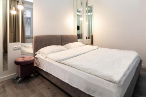 LEOGRAND Apartments on B Khmelnytskogo 27a